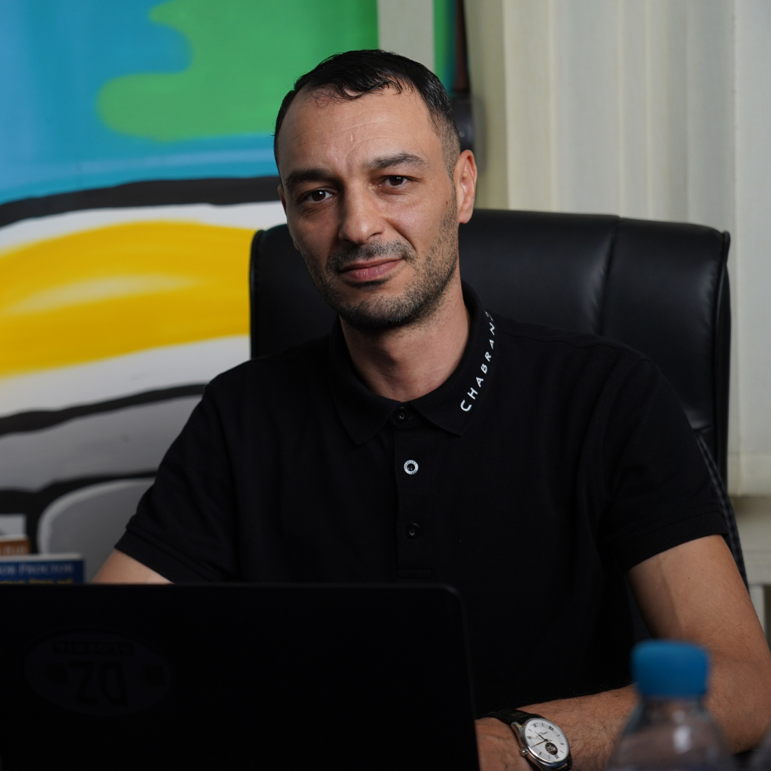 Sofien Adda Boudjellal, fondateur de Growth Agency